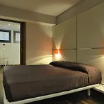 Balmes Apartment *